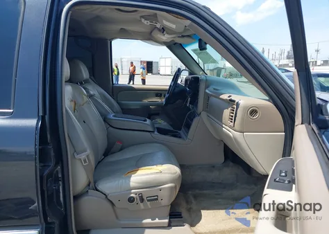 2003 GMC Yukon Slt from USA, damaged, VIN 1GKEC13T23R300877